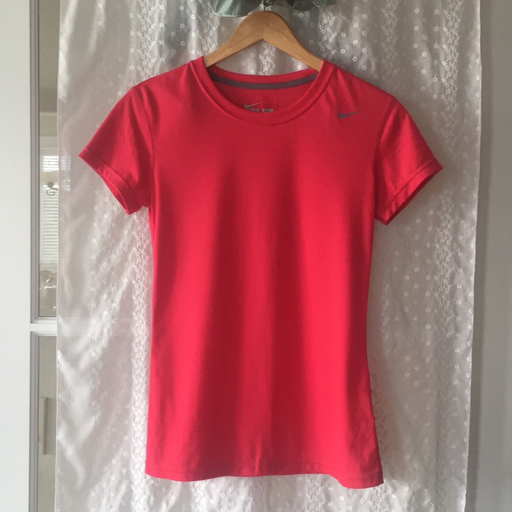 Dry-fit T